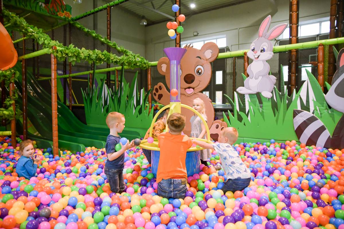 BJ-JD002 - kids trampoline - Trampoline Park | Bluejayset Playground Heaven