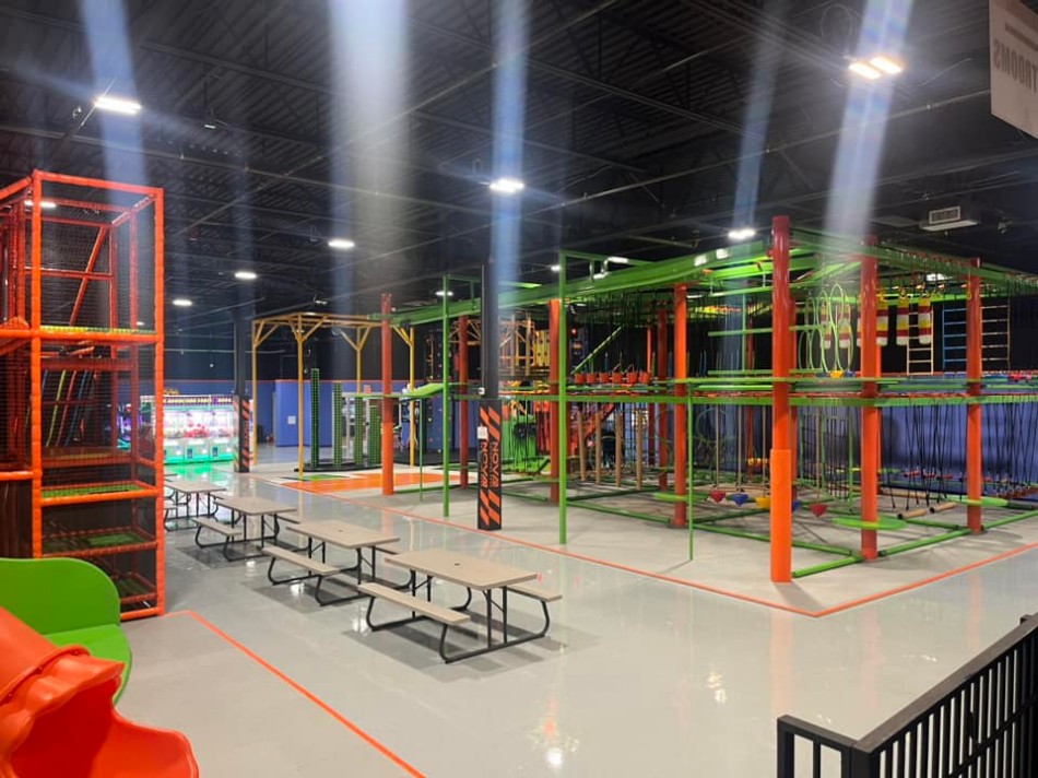 BJ-JB002 - Super larger trampoline park - Trampoline Park | Bluejayset Playground Heaven