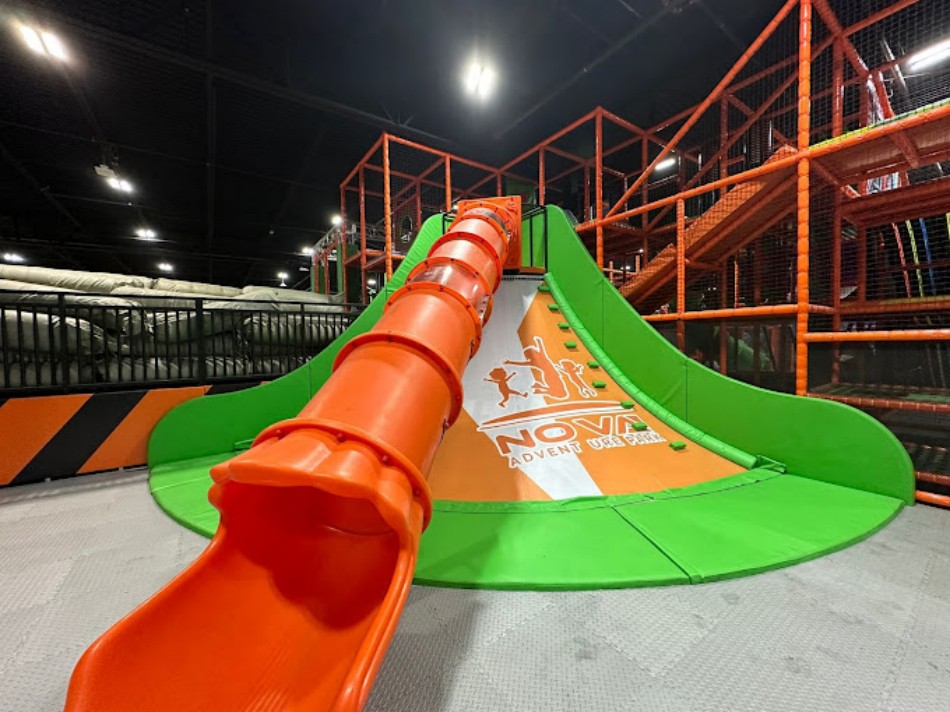 BJ-JB002 - Super larger trampoline park - Trampoline Park | Bluejayset Playground Heaven