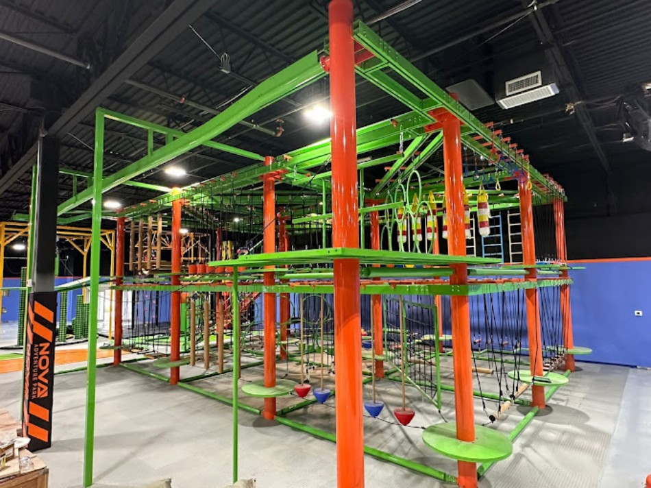 BJ-JB002 - Super larger trampoline park - Trampoline Park | Bluejayset Playground Heaven