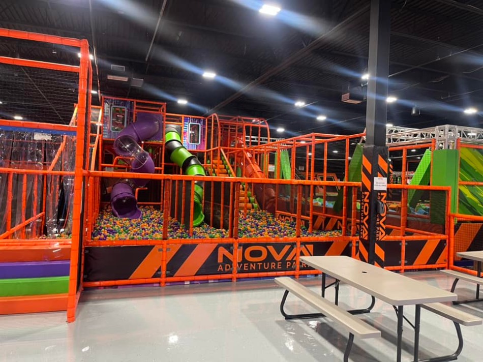 BJ-JB002 - Super larger trampoline park - Trampoline Park | Bluejayset Playground Heaven