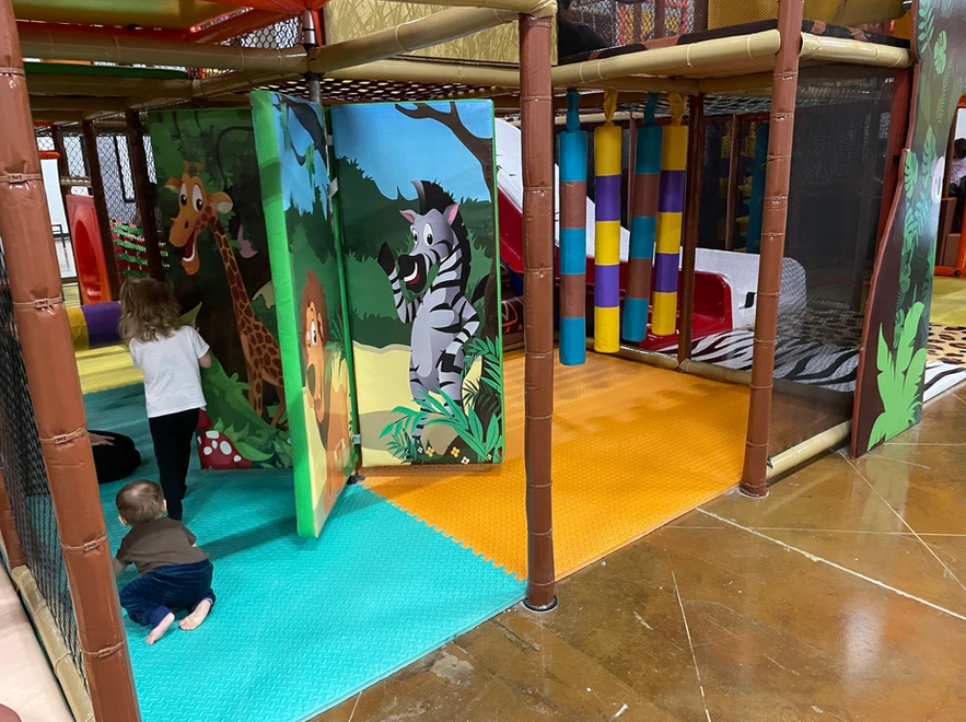 BJ-B1618 - indoor playground scarborough - Indoor Playgrounds | Bluejayset Playground Heaven