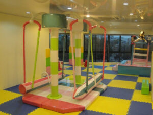 Indoor swivel chair for kids