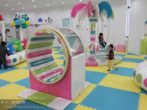 Kids indoor swivel Chair