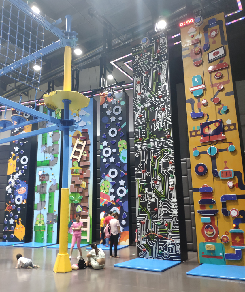 commercial rope climber bj-cl001 customizable kids rock climbing walls for indoor play centers view 8 | Bluejayset