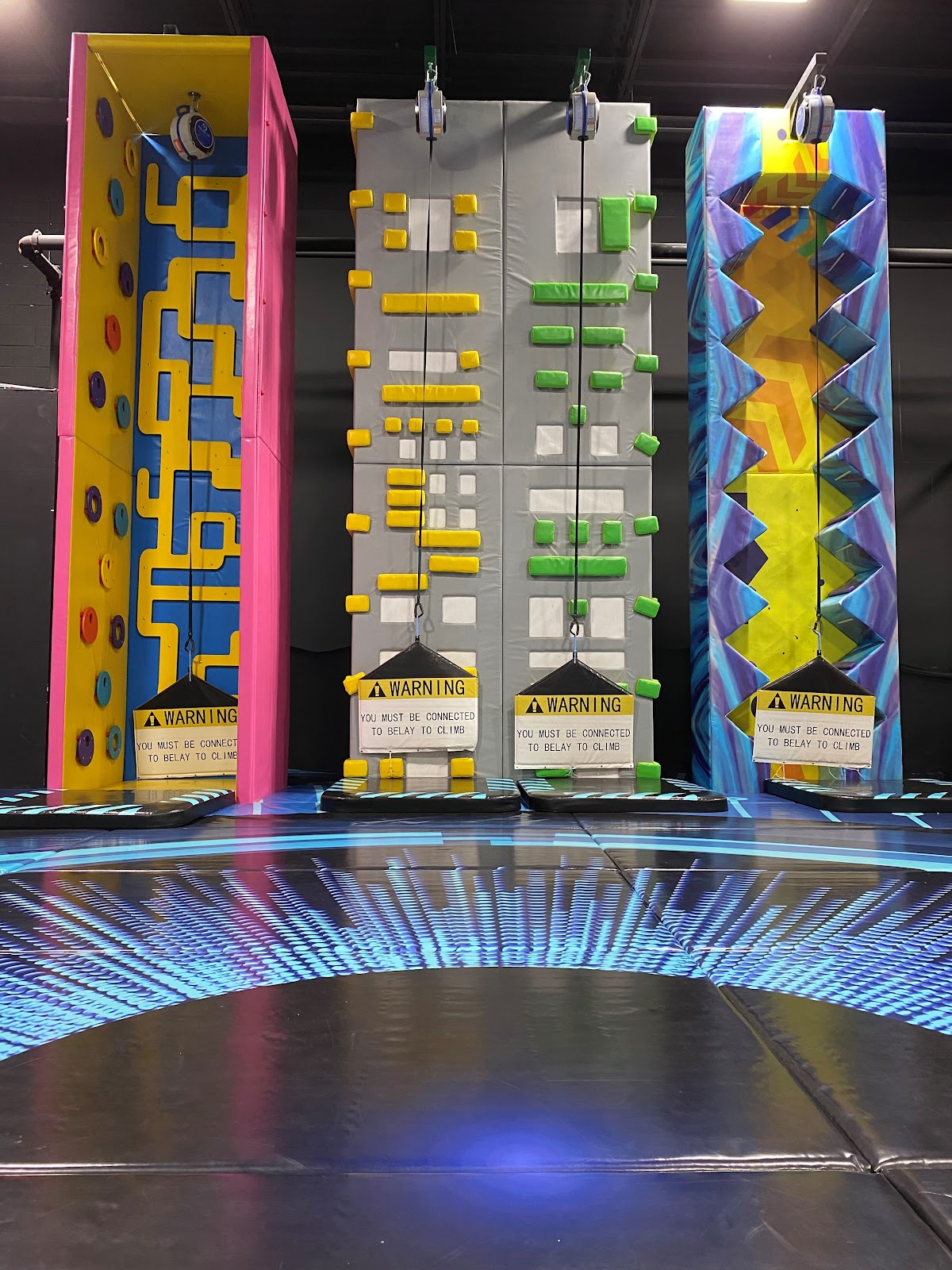 BJ-JA010 - indoor trampoline - Trampoline Park | Bluejayset Playground Heaven