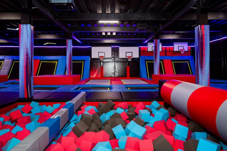 BJ-JA034 - Super adventure trampoline park - Trampoline Park | Bluejayset Playground Heaven