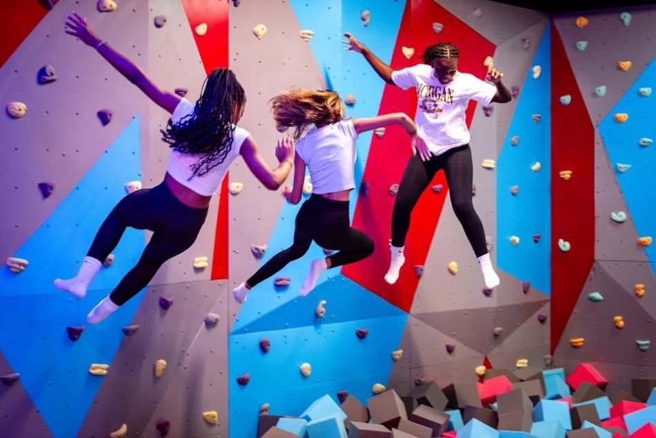 BJ-JA034 - Super adventure trampoline park - Trampoline Park | Bluejayset Playground Heaven