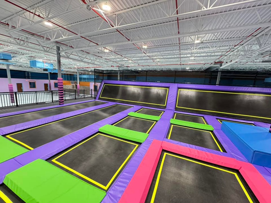 BJ-JB008 - Super trampoline park - Trampoline Park | Bluejayset Playground Heaven