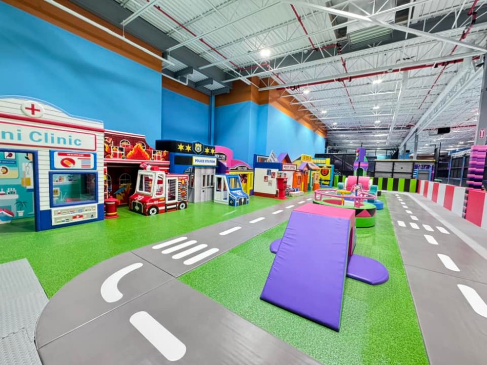 BJ-JB008 - Super trampoline park - Trampoline Park | Bluejayset Playground Heaven