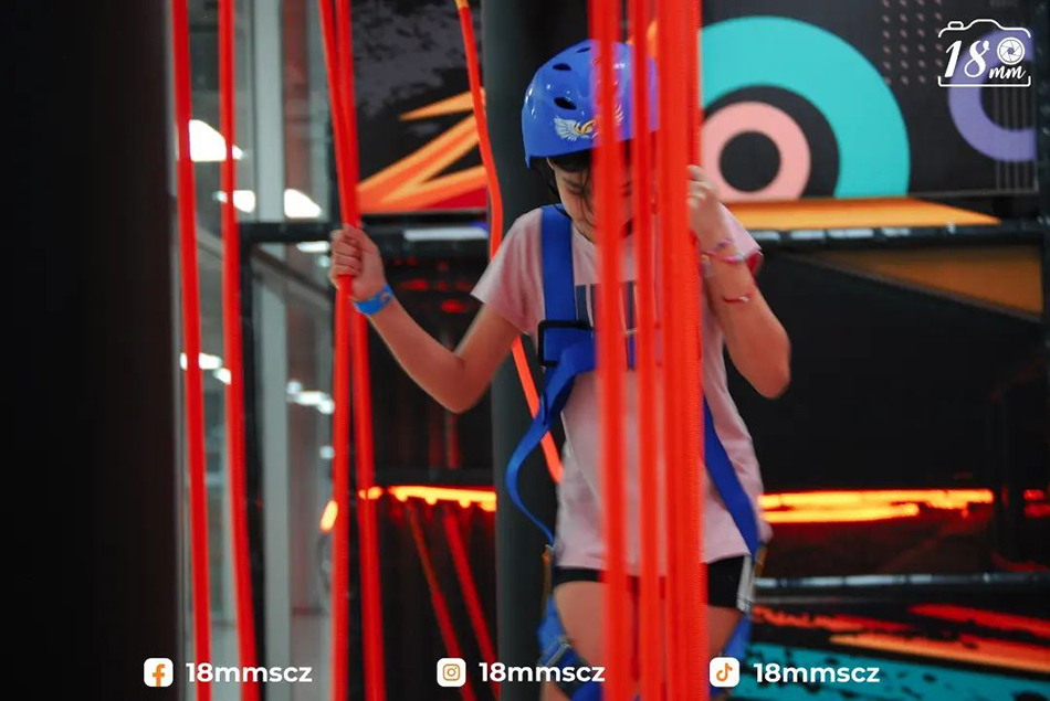 BJ-JB020 - Super Trampoline park in Bolivia - Trampoline Park | Bluejayset Playground Heaven