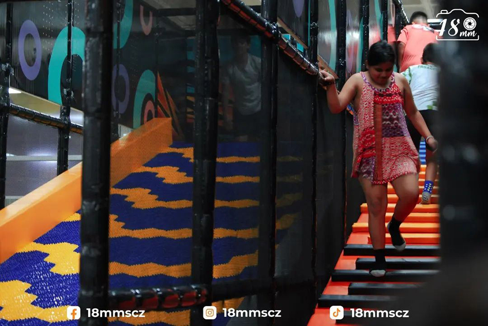BJ-JB020 - Super Trampoline park in Bolivia - Trampoline Park | Bluejayset Playground Heaven